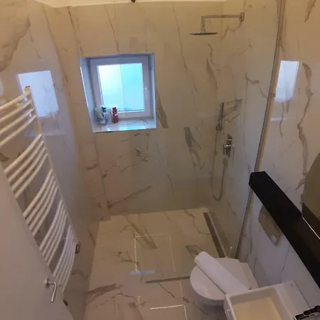 Apartment Momo 123