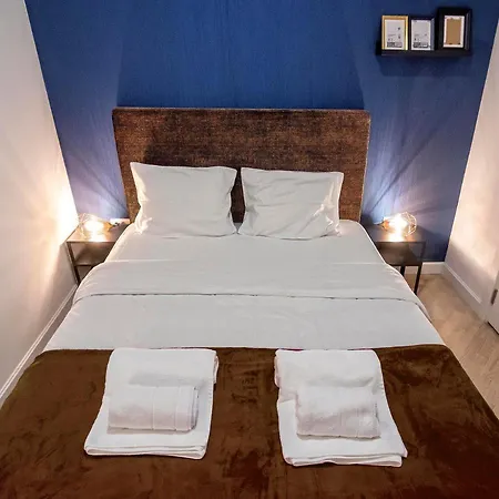 Momo 123 Lägenhet Belgrad