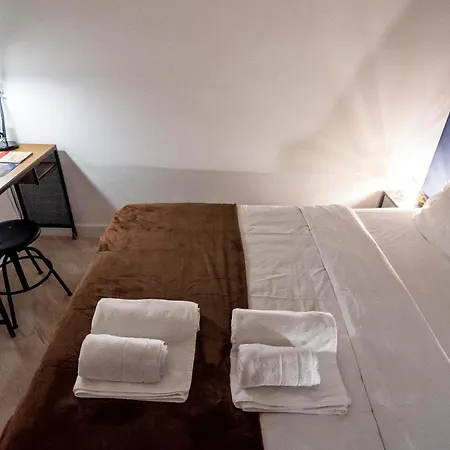 Momo 123 Appartement Belgrado