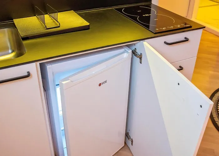 Momo 123 * بلغراد