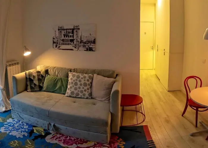 Momo 123 شقة بلغراد